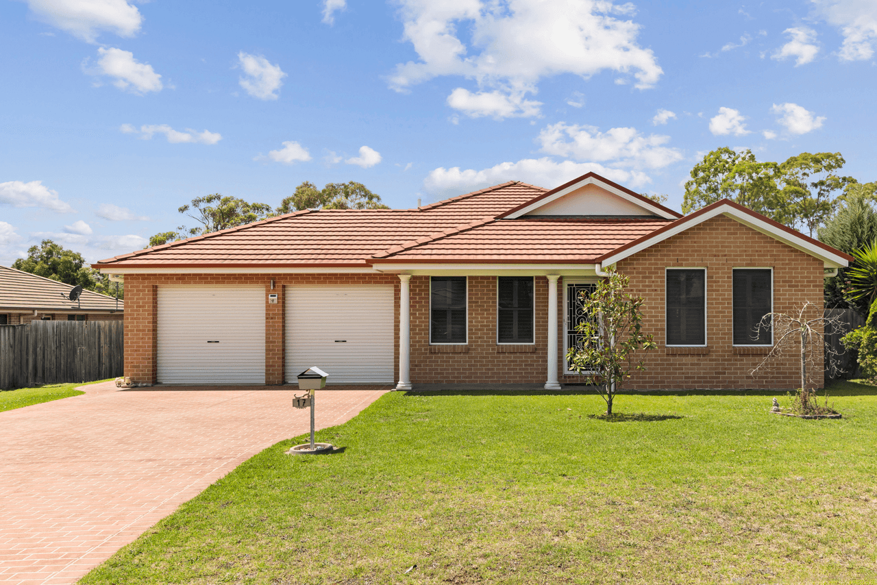 17 Eliza Power Drive, MARULAN, NSW 2579