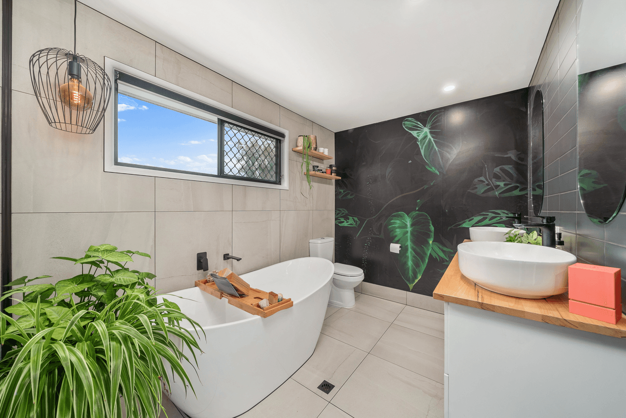 12 Mizzen Place, DECEPTION BAY, QLD 4508