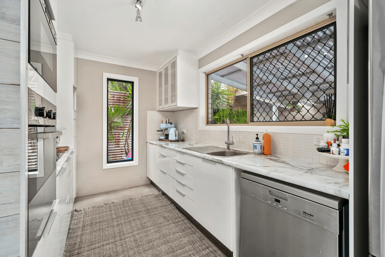 12 Mizzen Place, DECEPTION BAY, QLD 4508