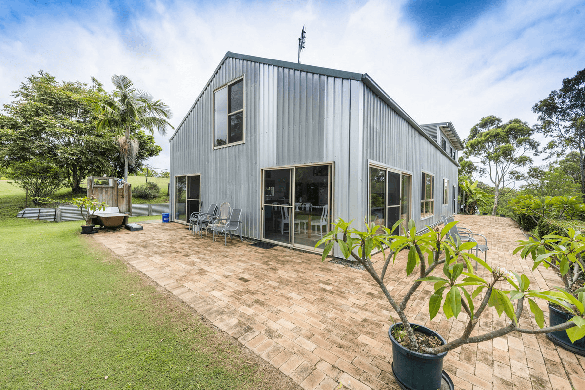 1060 Brooms Head Road, Taloumbi, NSW 2463