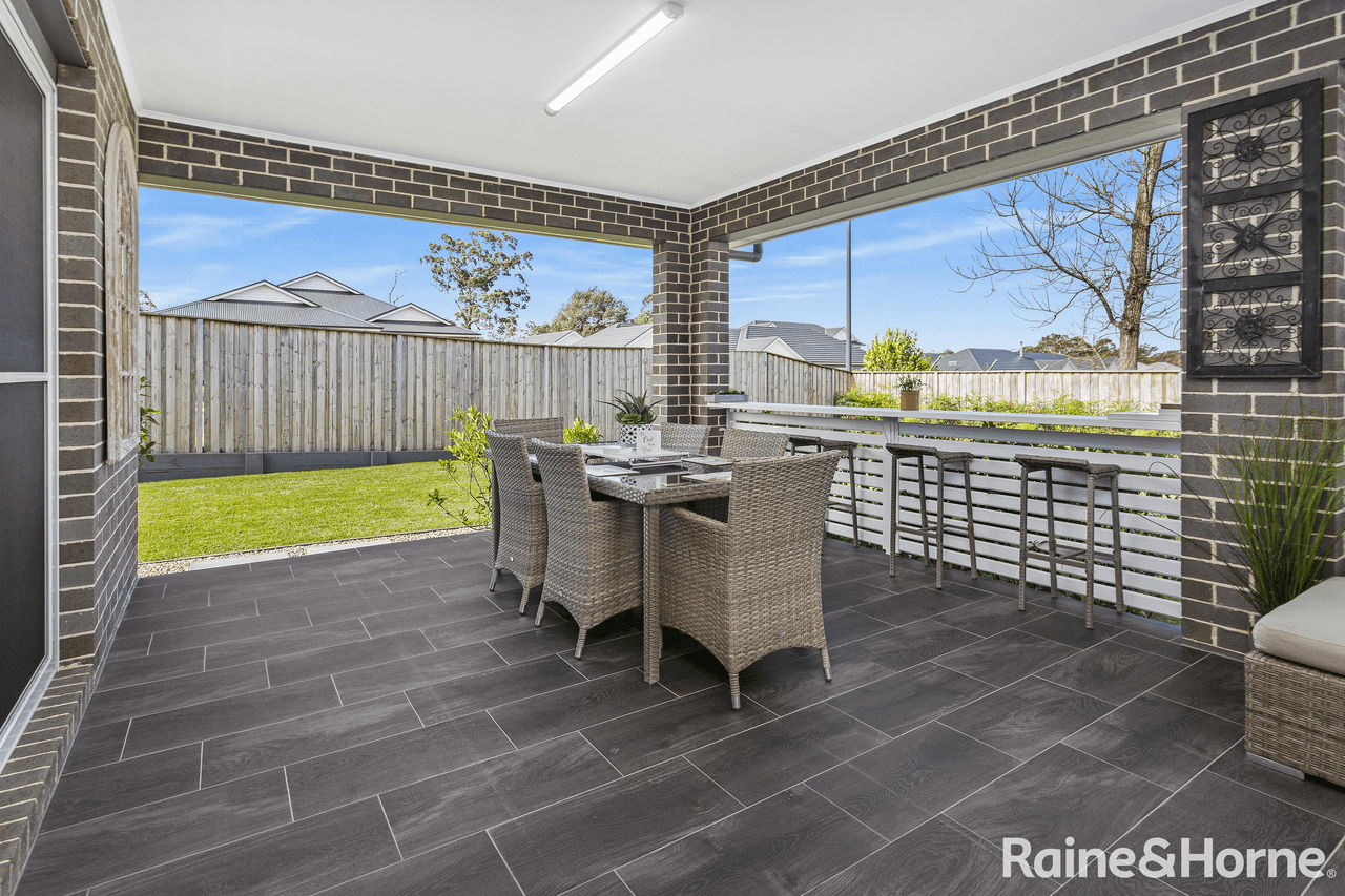 1 Parker Crescent, BERRY, NSW 2535