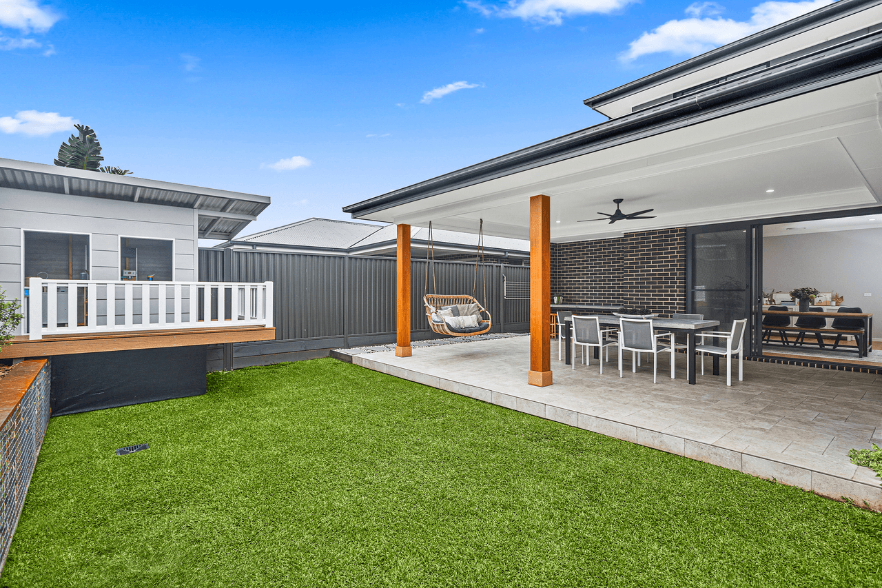 49 Wildflower Crescent, CALDERWOOD, NSW 2527