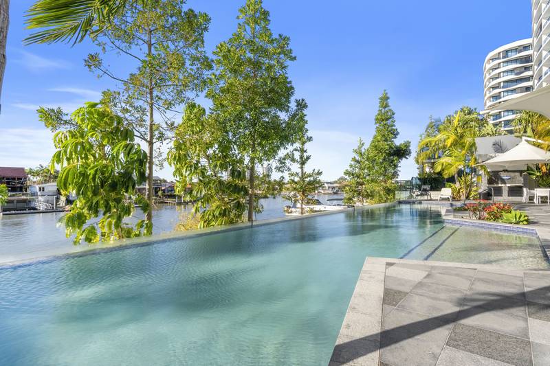 4604/5 Harbour Side Court, BIGGERA WATERS, QLD 4216