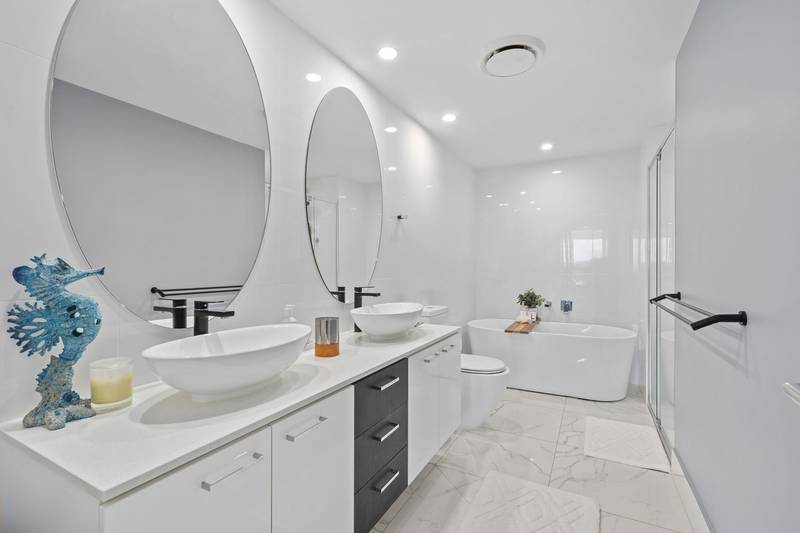 4604/5 Harbour Side Court, BIGGERA WATERS, QLD 4216