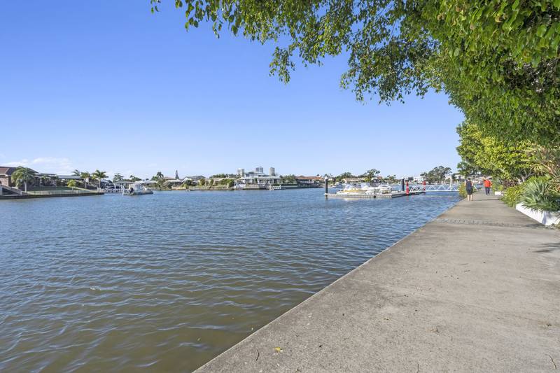 4604/5 Harbour Side Court, BIGGERA WATERS, QLD 4216