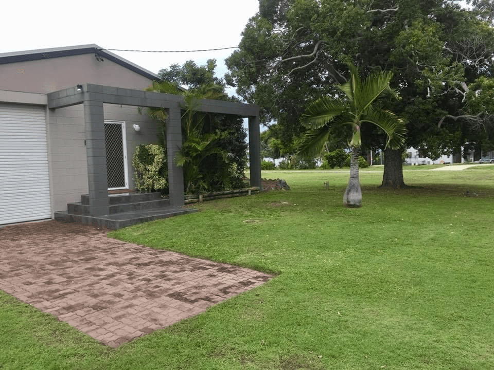 42 Baxter Avenue, 'Brisk Bay', BOWEN, QLD 4805