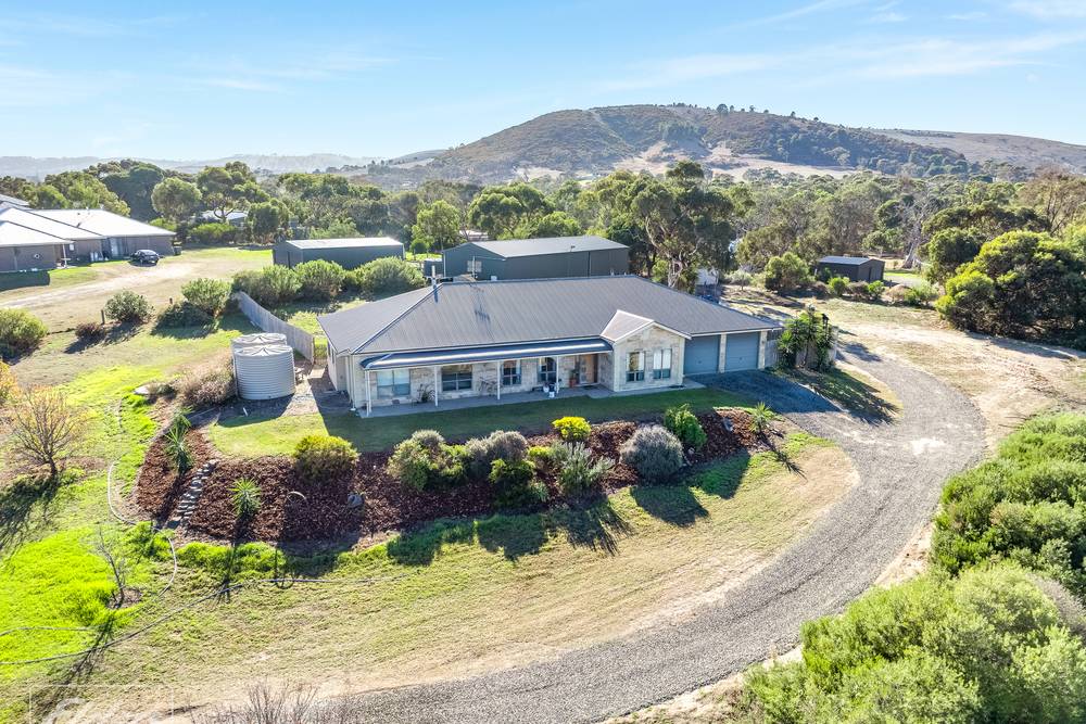 14 Stirling Court, Hindmarsh Valley, SA 5211