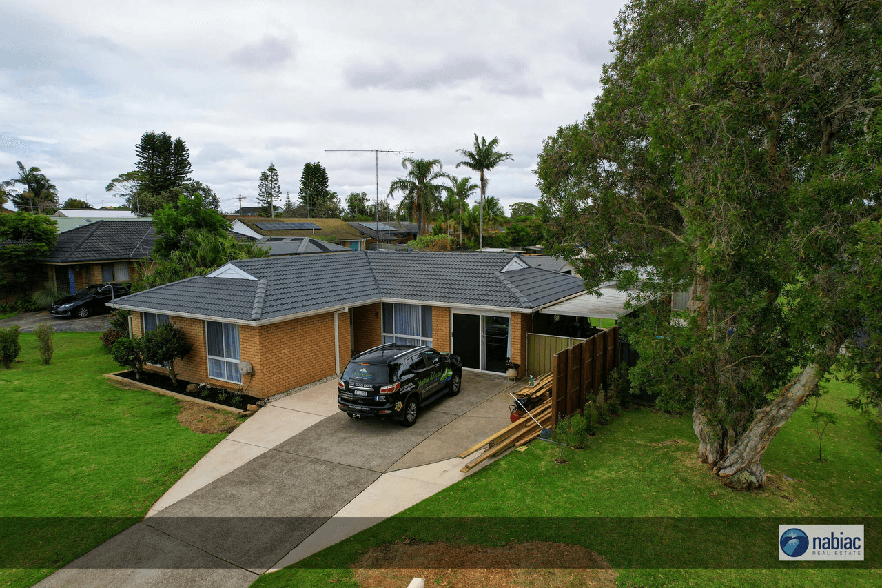 34 Hawaii Ave, Forster, NSW 2428