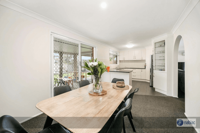 34 Hawaii Ave, Forster, NSW 2428