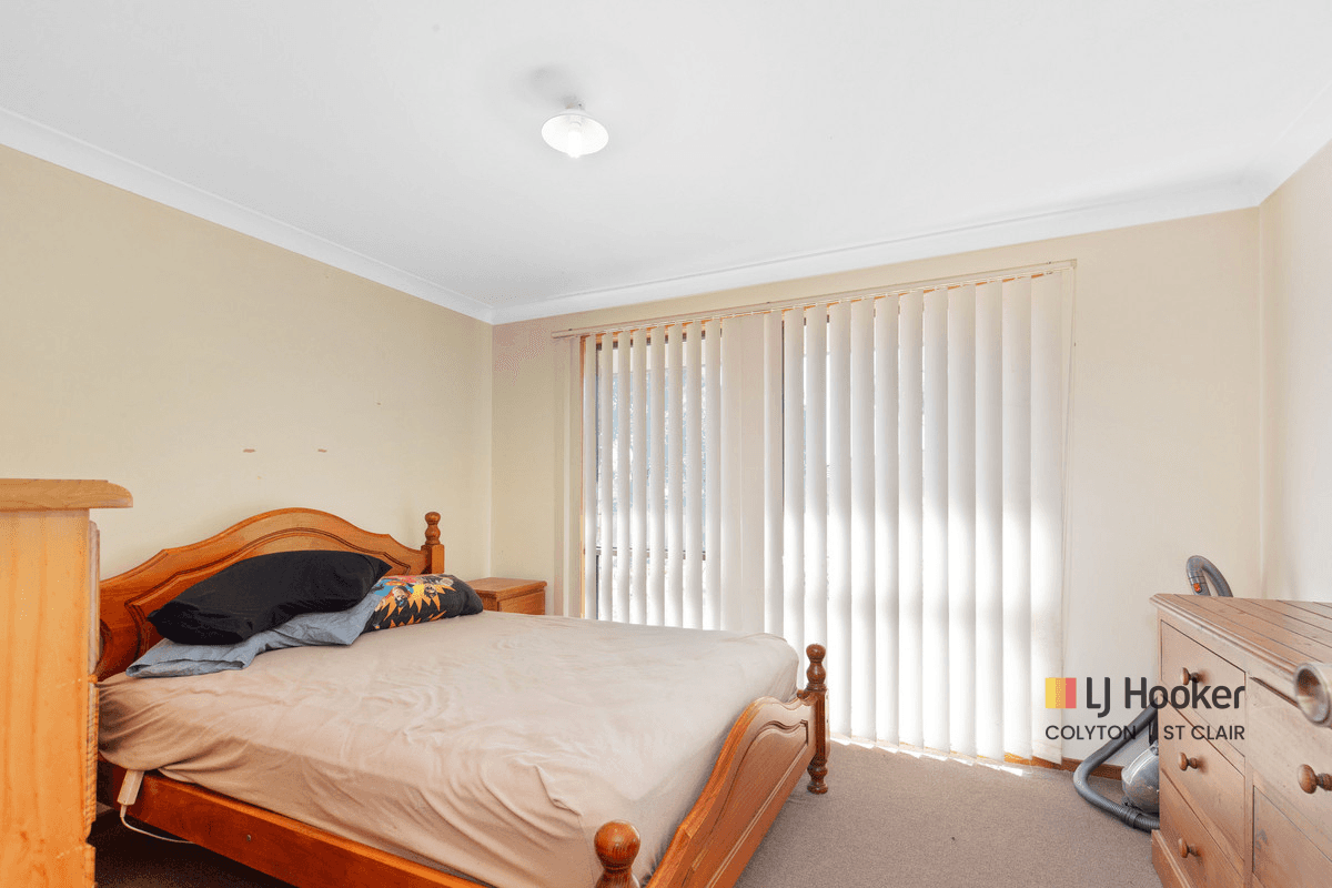 1 Dural Place, DHARRUK, NSW 2770