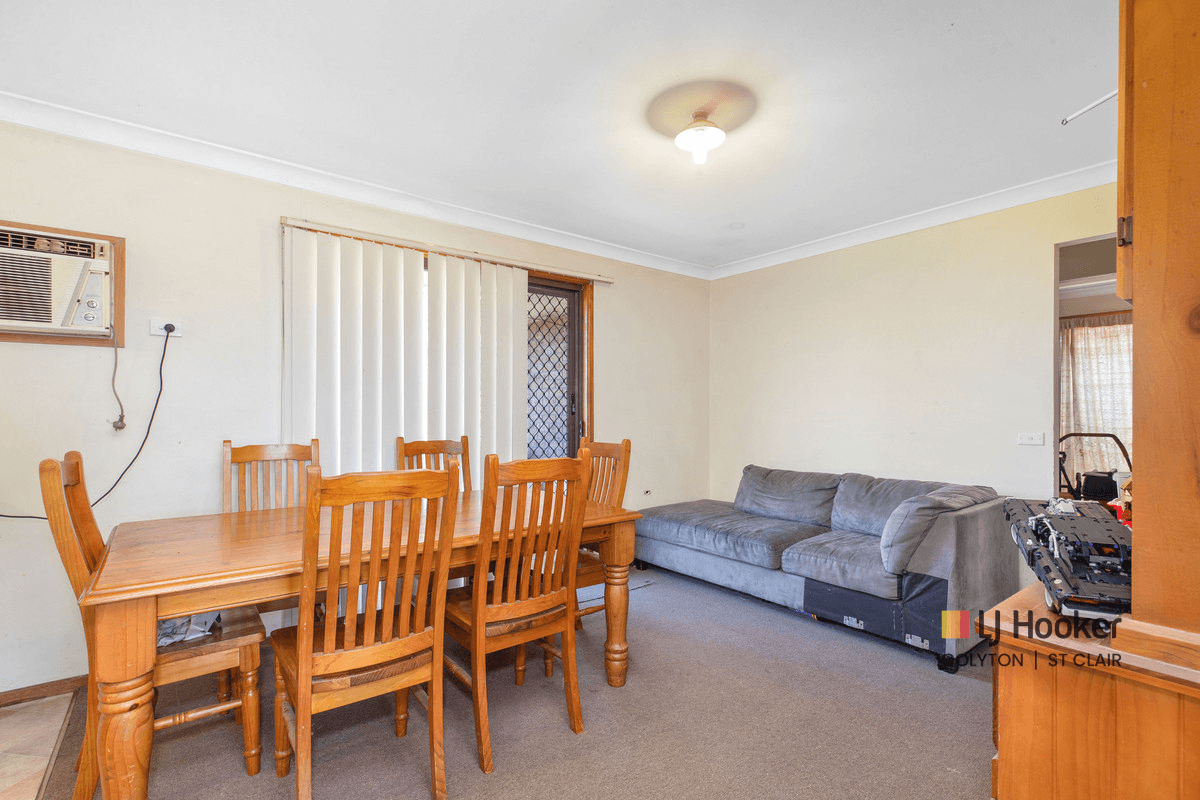 1 Dural Place, DHARRUK, NSW 2770