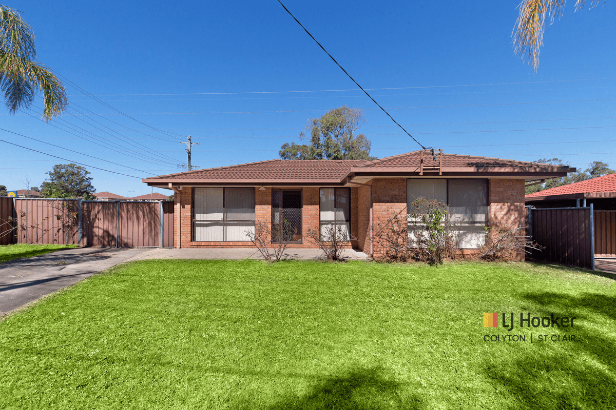 1 Dural Place, DHARRUK, NSW 2770