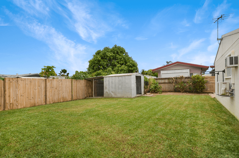 8 Lady Penrhyn Close, Bentley Park, QLD 4869