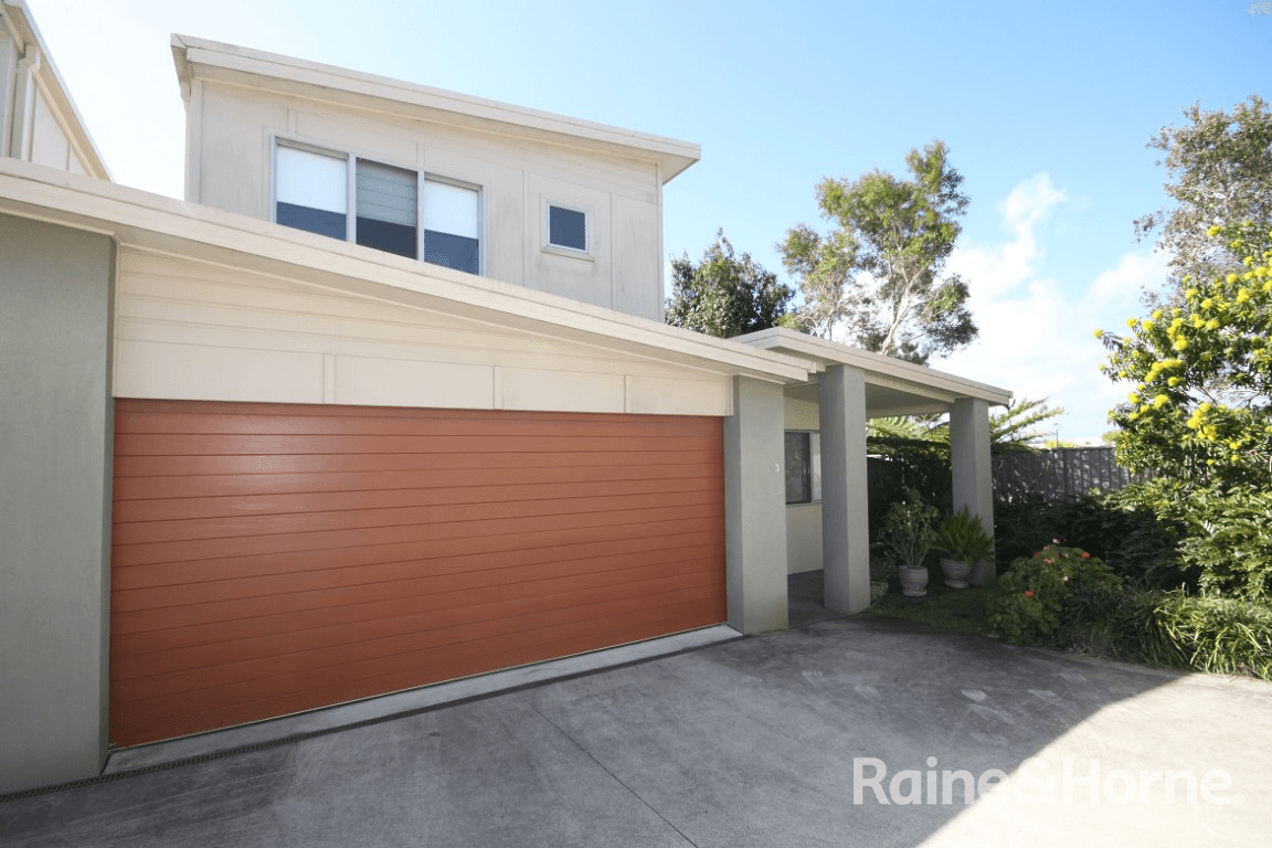 3/3-15 Lennox Circuit, POTTSVILLE, NSW 2489