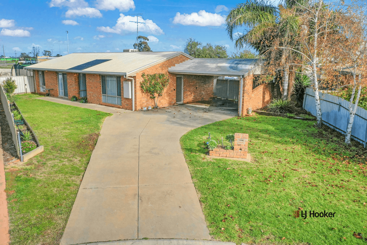 50 Adelaide Crescent, ECHUCA, VIC 3564