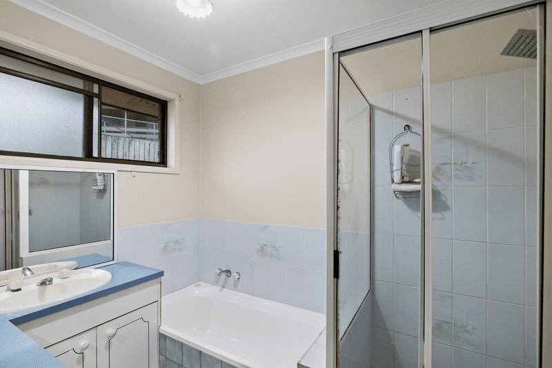 1 Tyndale Close, BLI BLI, QLD 4560