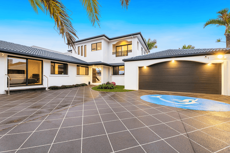 41 T E Peters Drive, BROADBEACH WATERS, QLD 4218