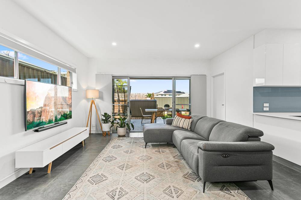 32 Elizabeth Circuit, FLINDERS, NSW 2529