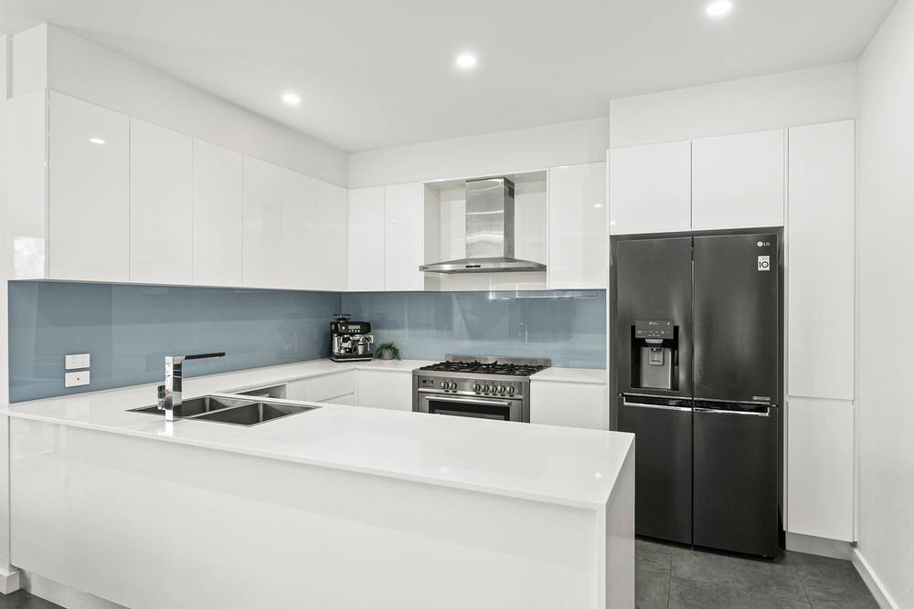 32 Elizabeth Circuit, FLINDERS, NSW 2529