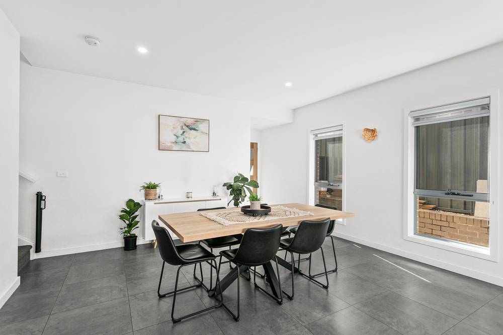 32 Elizabeth Circuit, FLINDERS, NSW 2529