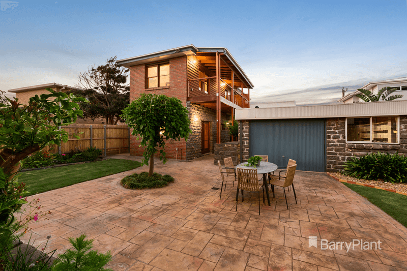 4 Inlet Street, Aspendale, VIC 3195