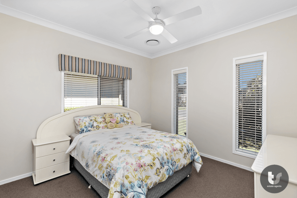 3 Newcomb Court, Redland Bay, QLD 4165