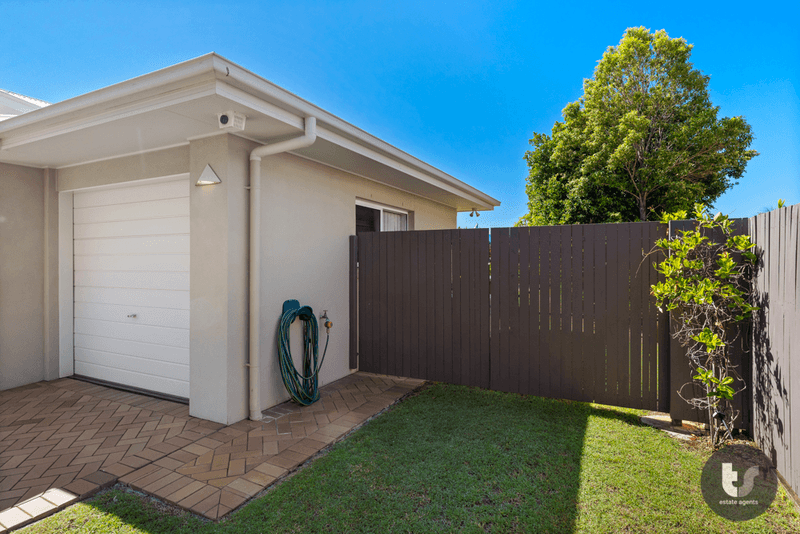 3 Newcomb Court, Redland Bay, QLD 4165