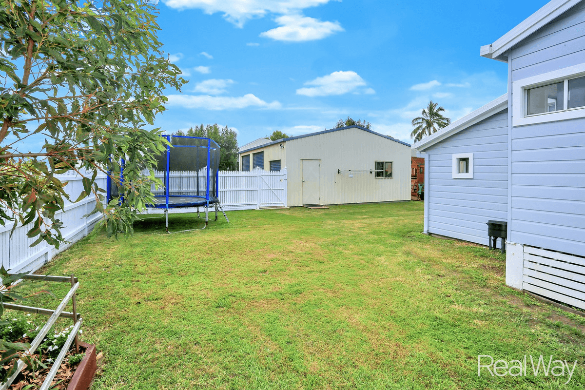 1 Lamb Street, Walkervale, QLD 4670