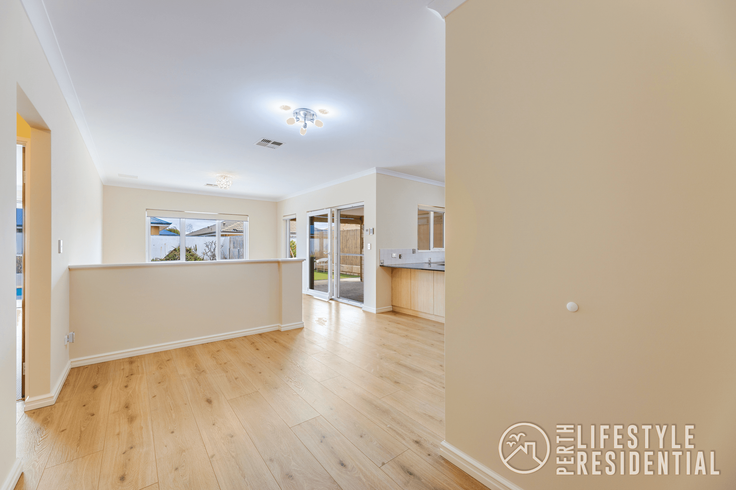 40 Bulburin Parade, YANCHEP, WA 6035