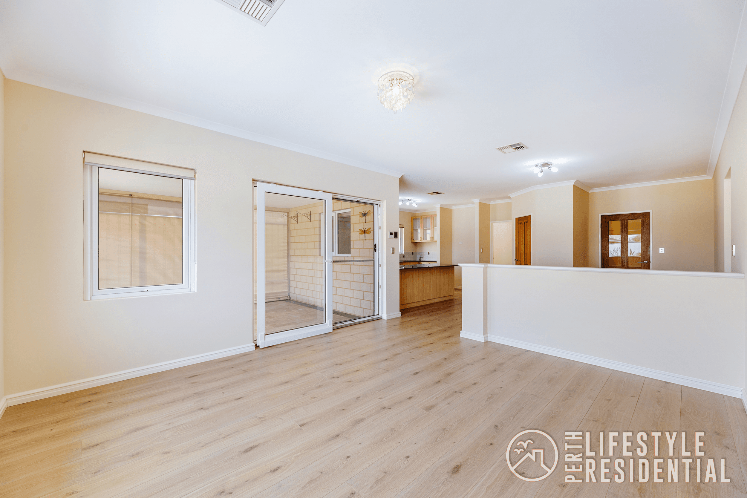 40 Bulburin Parade, YANCHEP, WA 6035