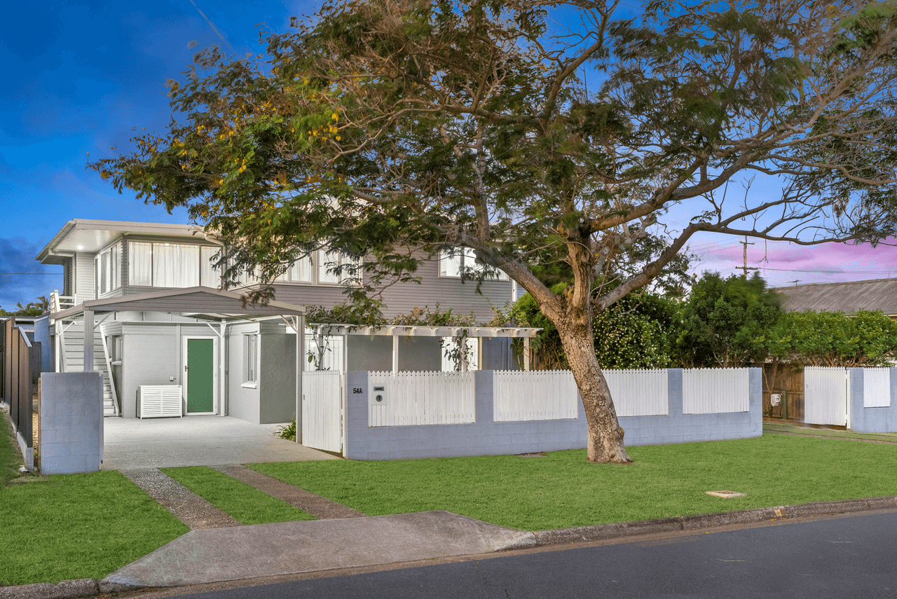 54a Arthur Street, WOODY POINT, QLD 4019