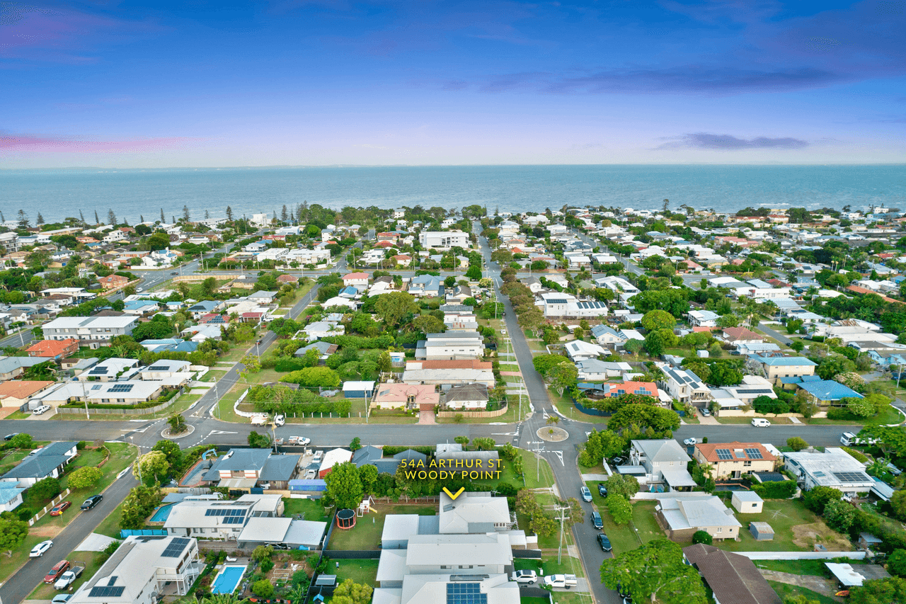 54a Arthur Street, WOODY POINT, QLD 4019