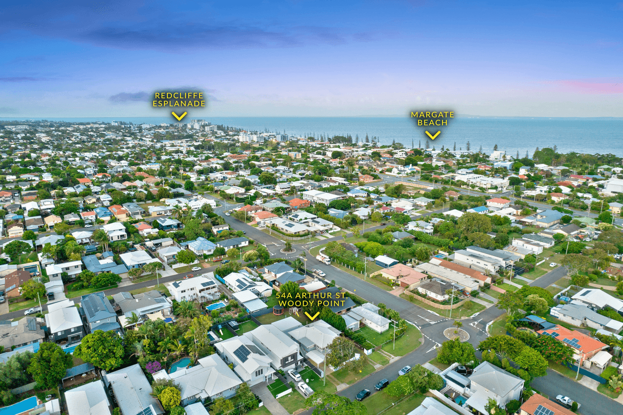 54a Arthur Street, WOODY POINT, QLD 4019