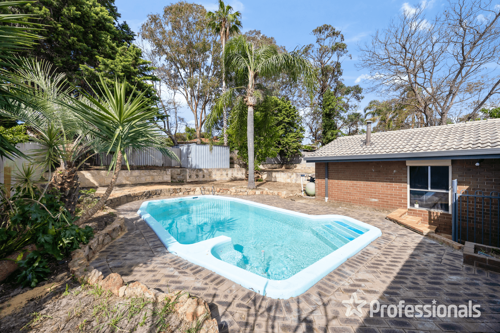 64 Gabell Way, KOONDOOLA, WA 6064