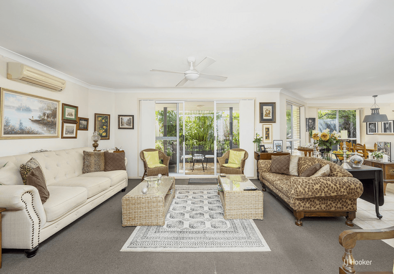 2/10 Nelson Street, NELSON BAY, NSW 2315