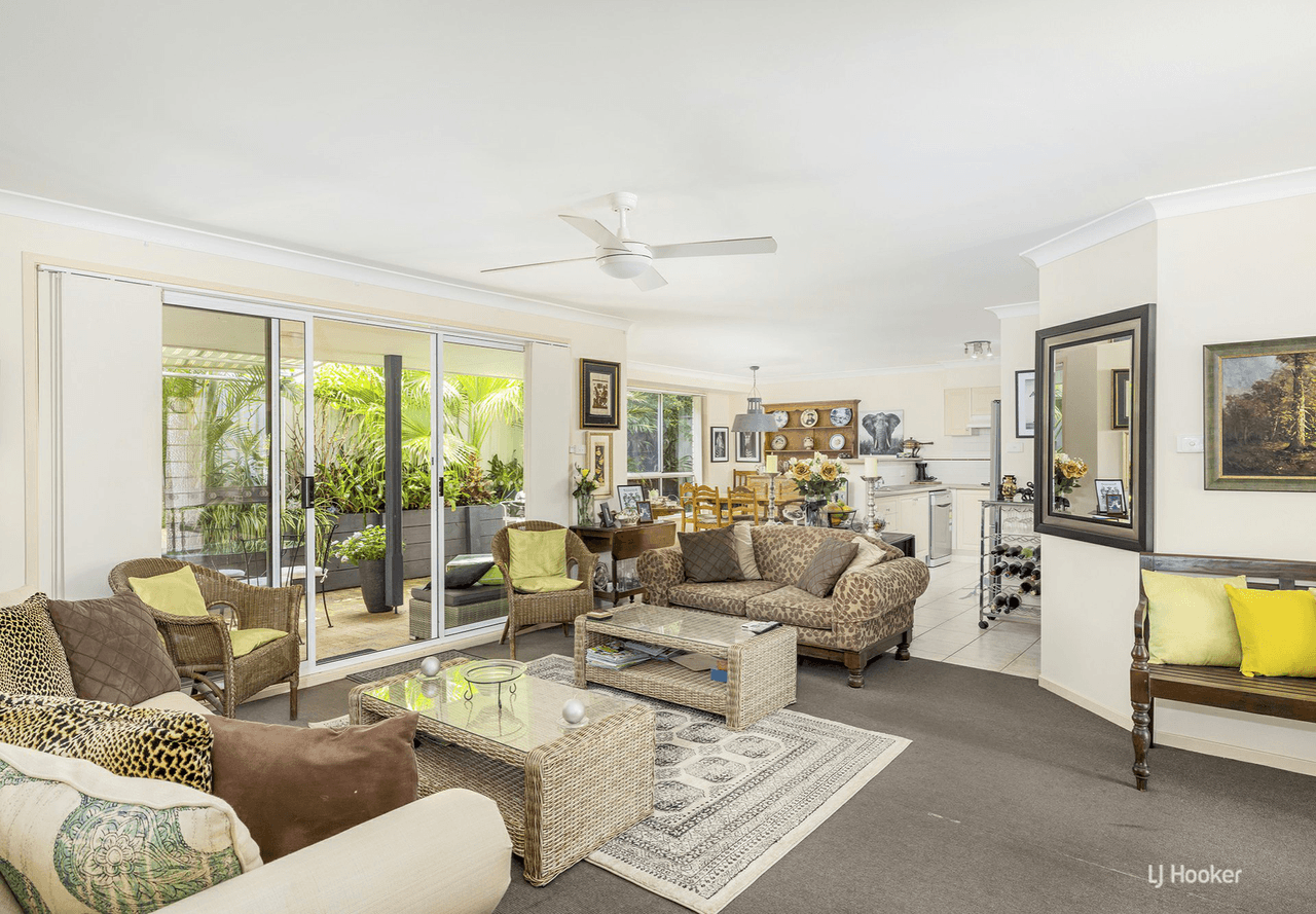 2/10 Nelson Street, NELSON BAY, NSW 2315