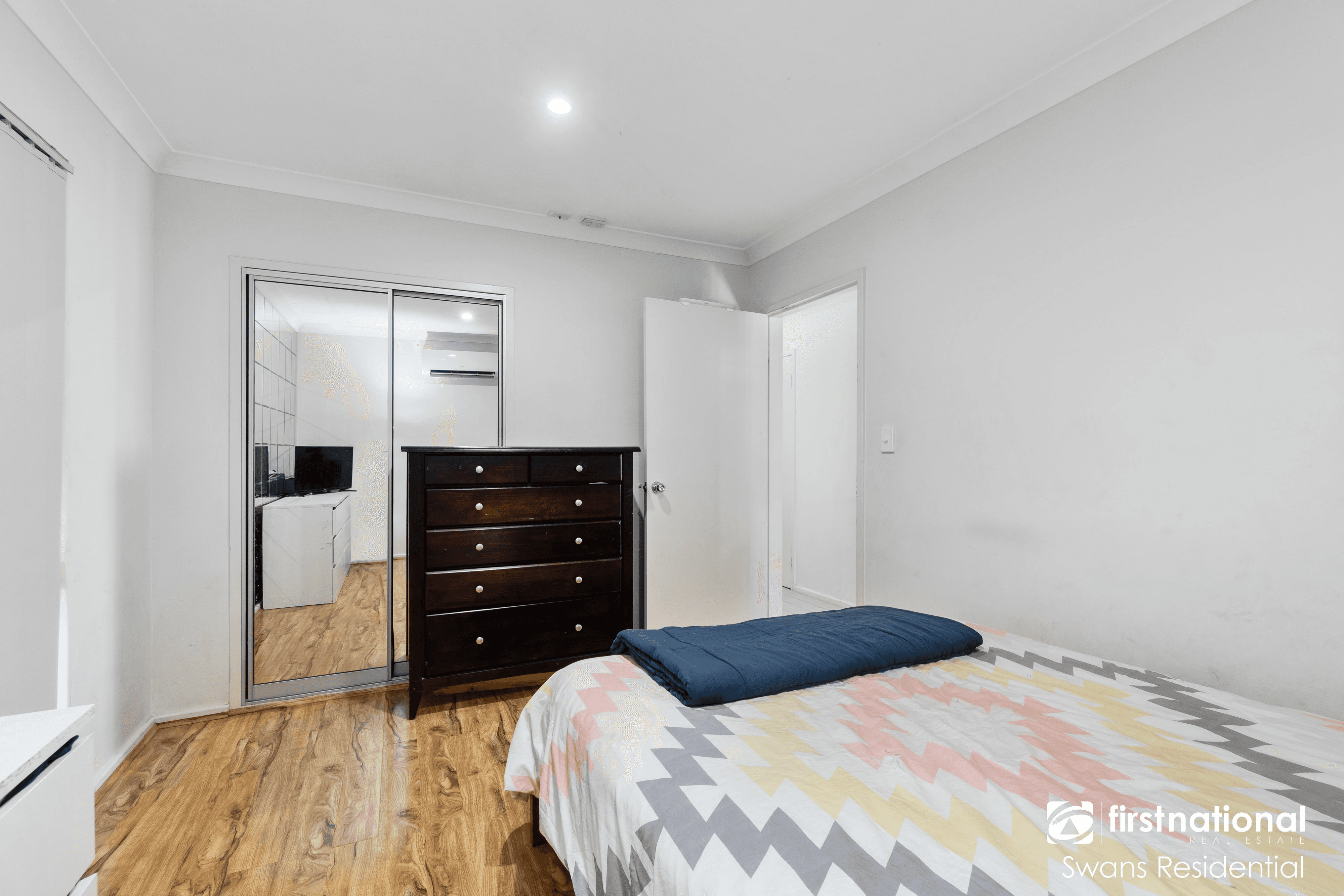 17 Lalina Way, WANNEROO, WA 6065