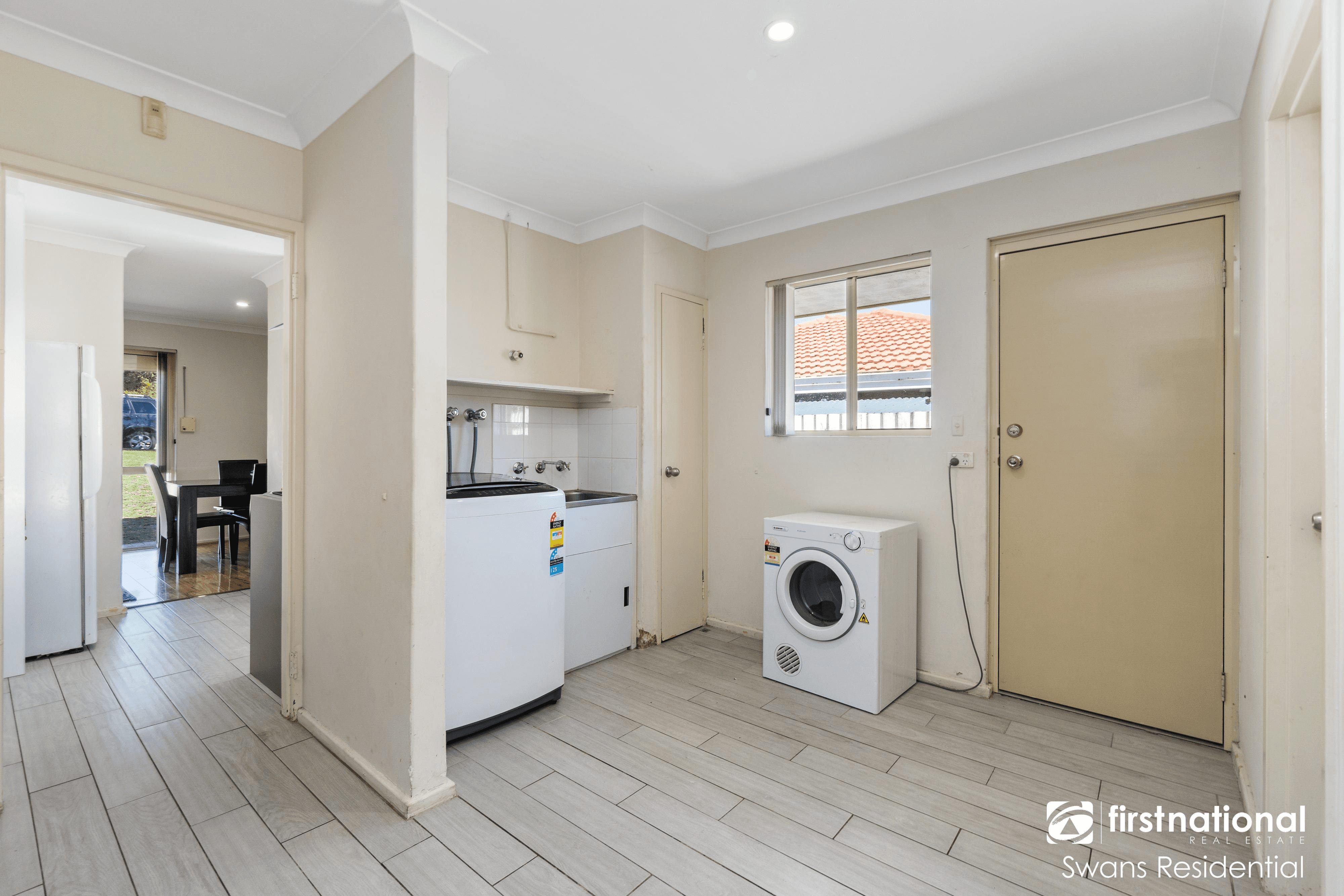 17 Lalina Way, WANNEROO, WA 6065