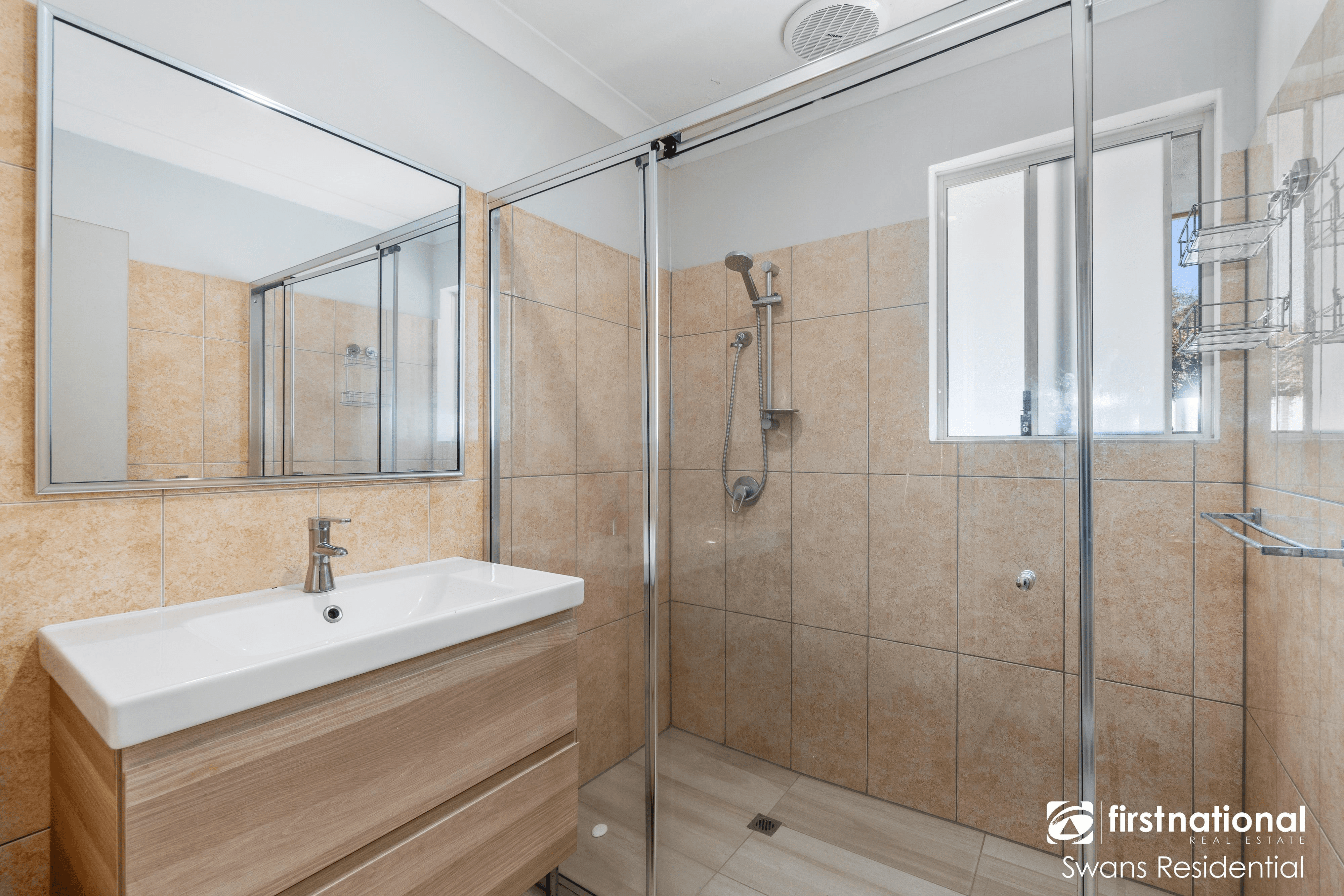 17 Lalina Way, WANNEROO, WA 6065