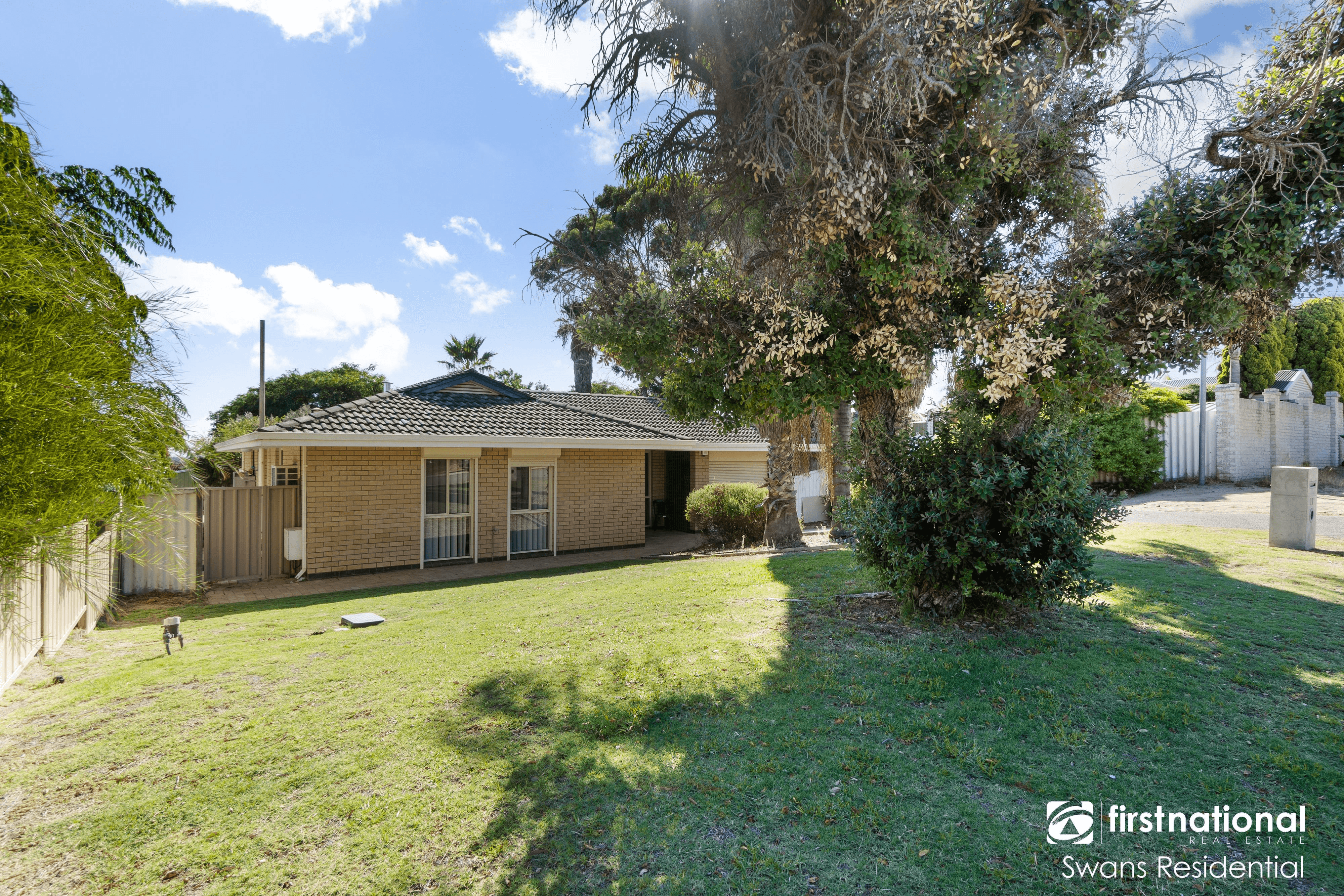 17 Lalina Way, WANNEROO, WA 6065