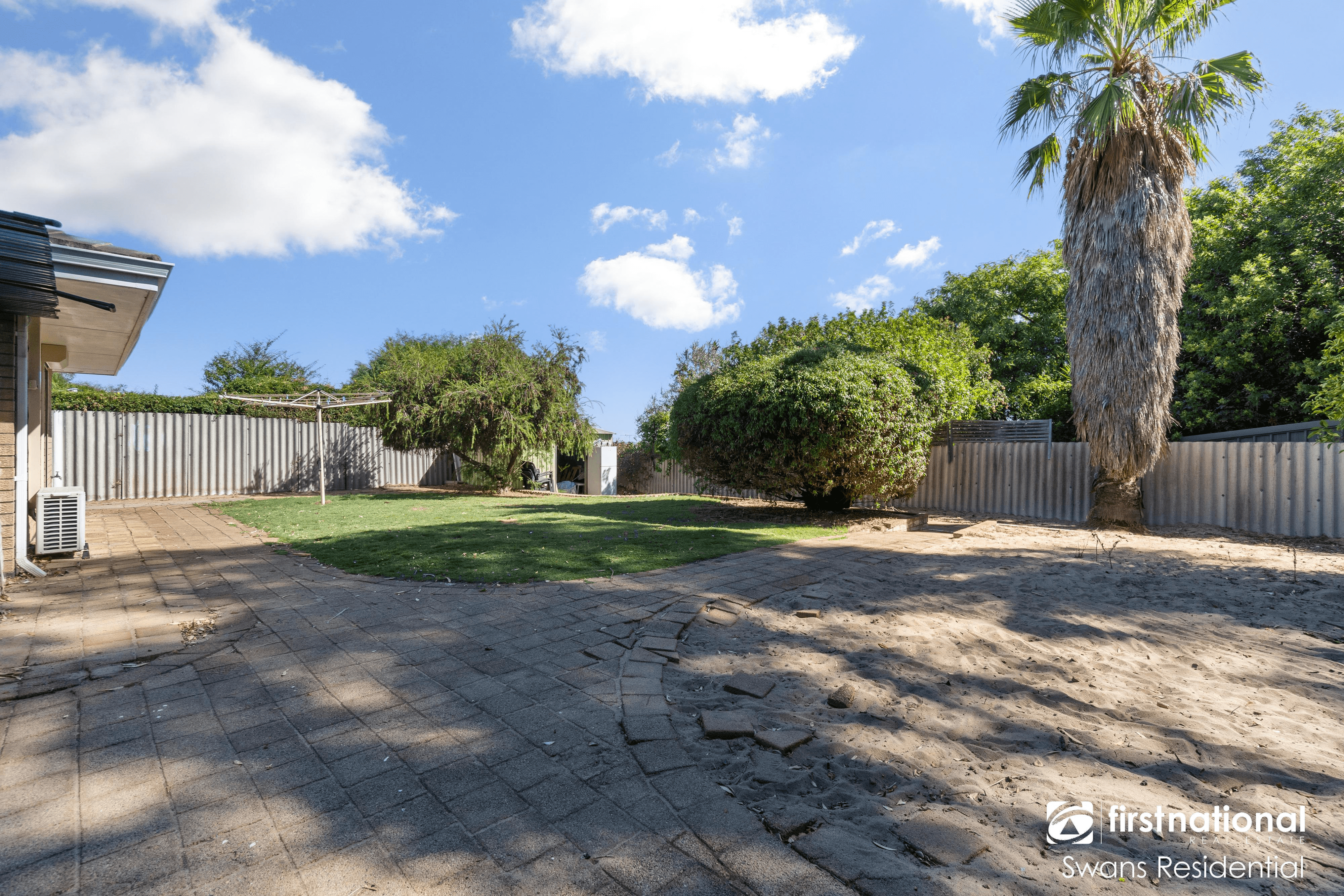 17 Lalina Way, WANNEROO, WA 6065