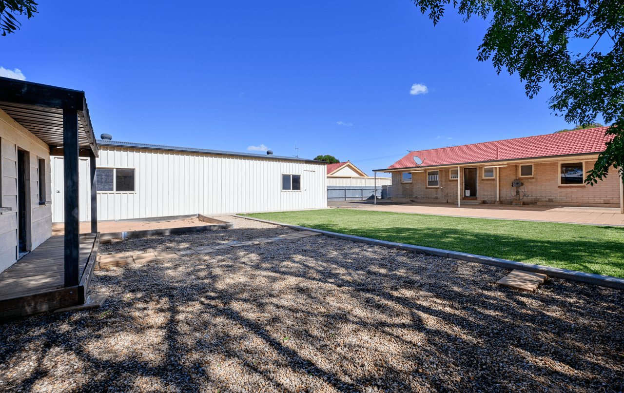 353 Jenkins Avenue, WHYALLA STUART, SA 5608