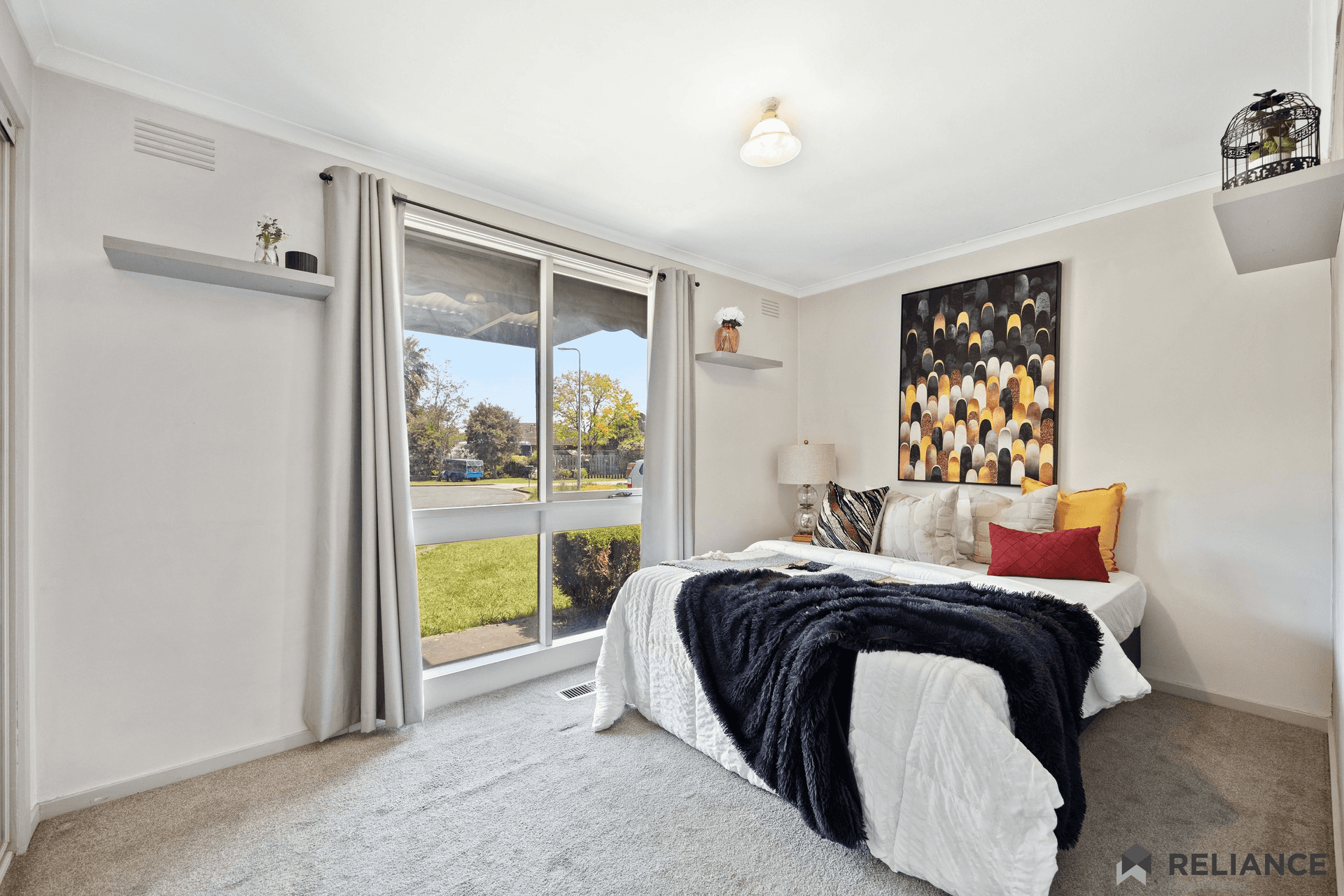 5 Devon Place, Melton West, VIC 3337