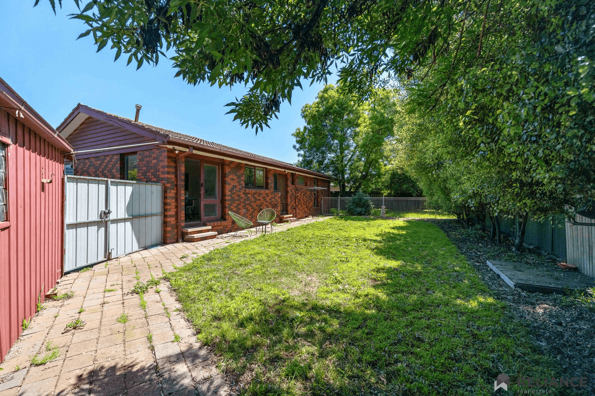 5 Devon Place, Melton West, VIC 3337