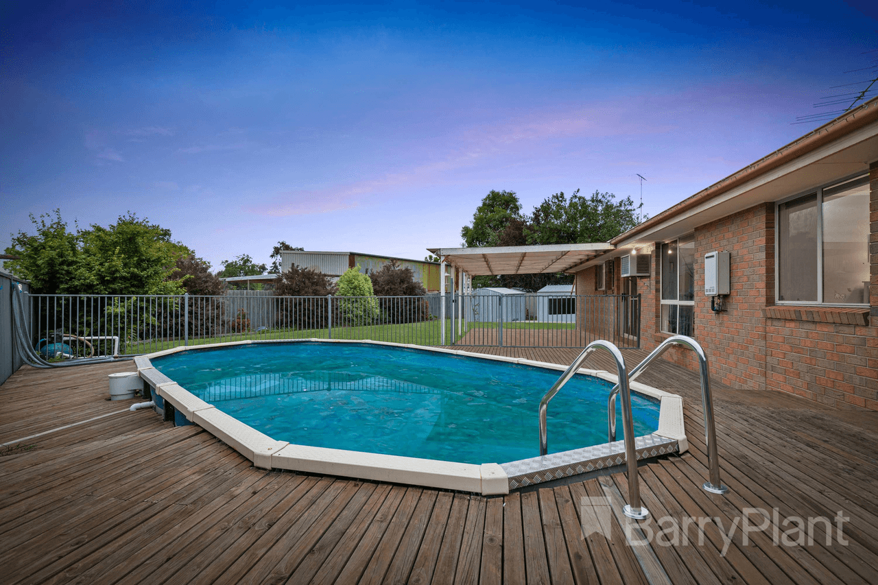 11 Zora Court, Sebastopol, VIC 3356