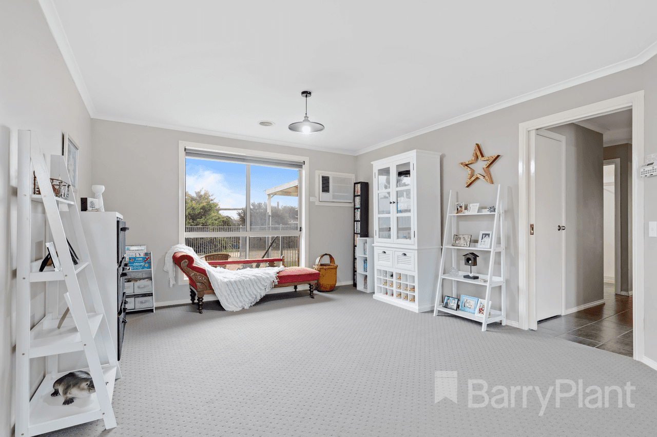 11 Zora Court, Sebastopol, VIC 3356