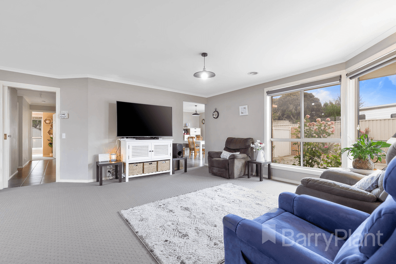 11 Zora Court, Sebastopol, VIC 3356