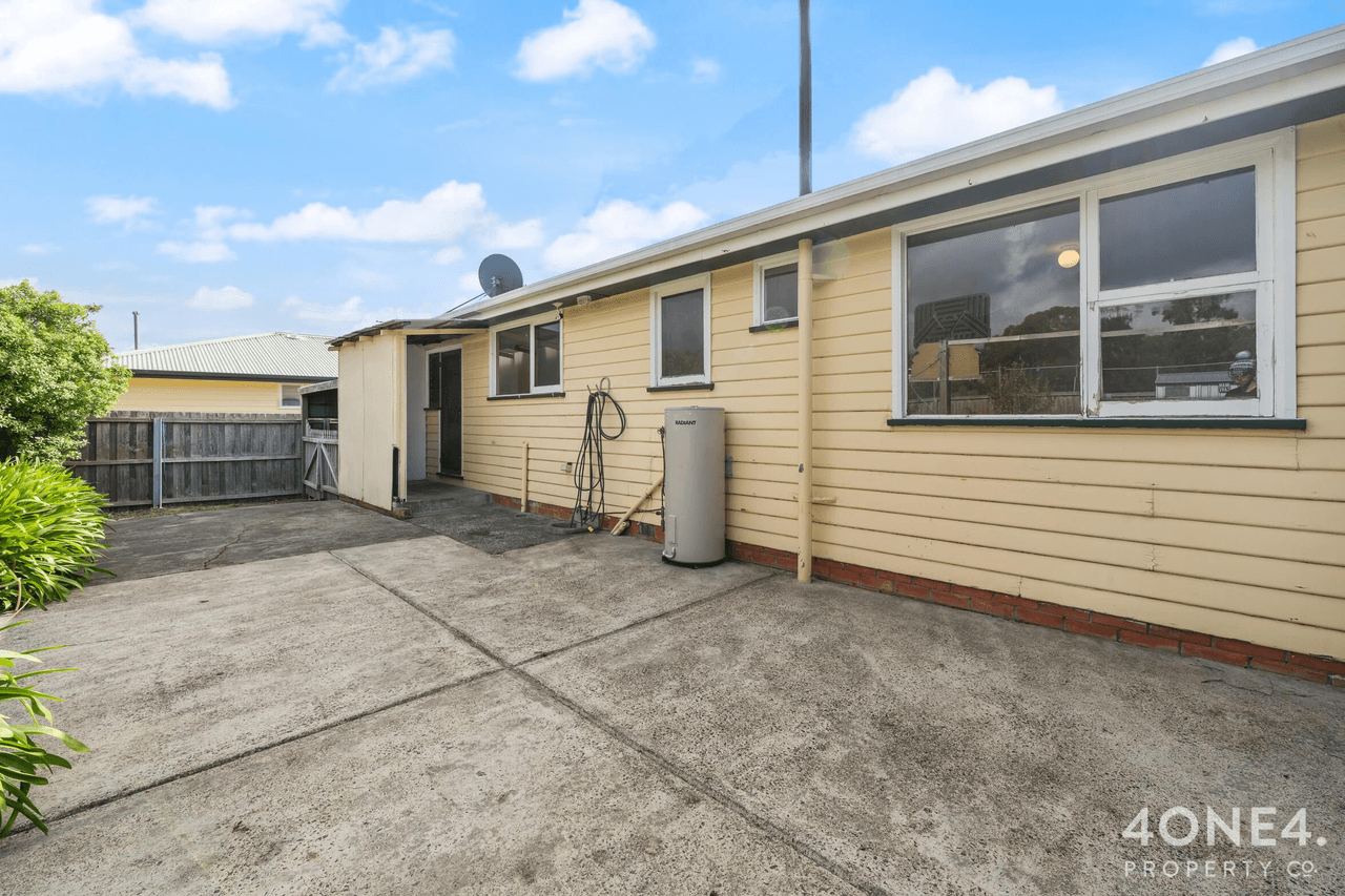 32 Ashbourne Grove, West Moonah, TAS 7009