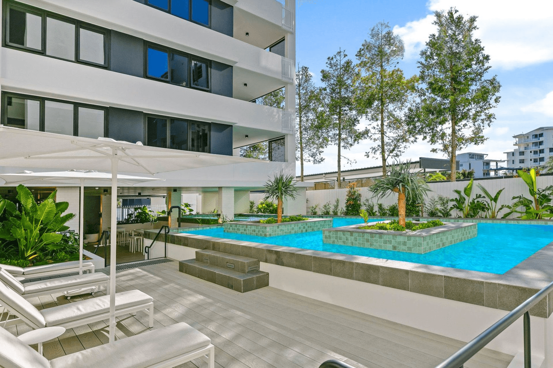 2217/100 Duporth Ave, Maroochydore, QLD 4558