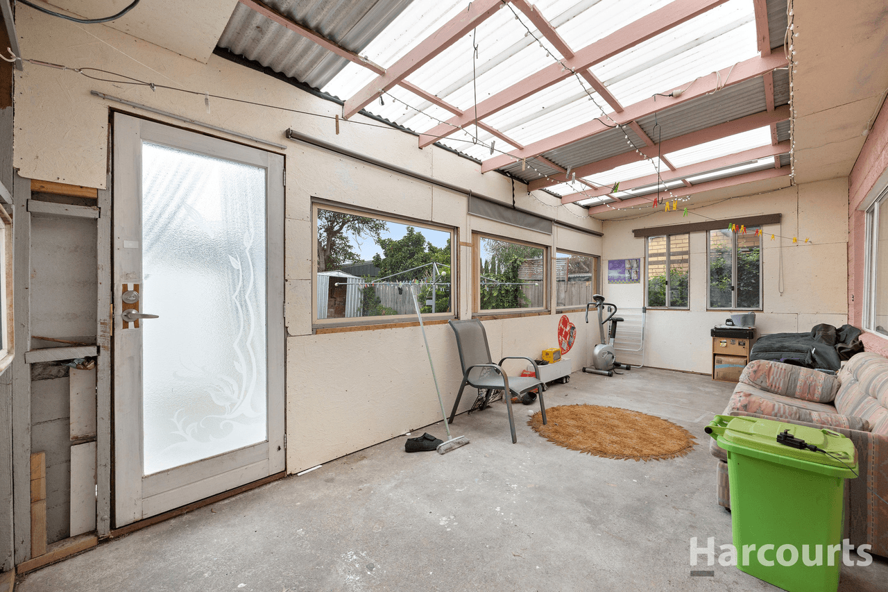 183 Service Road, MOE, VIC 3825